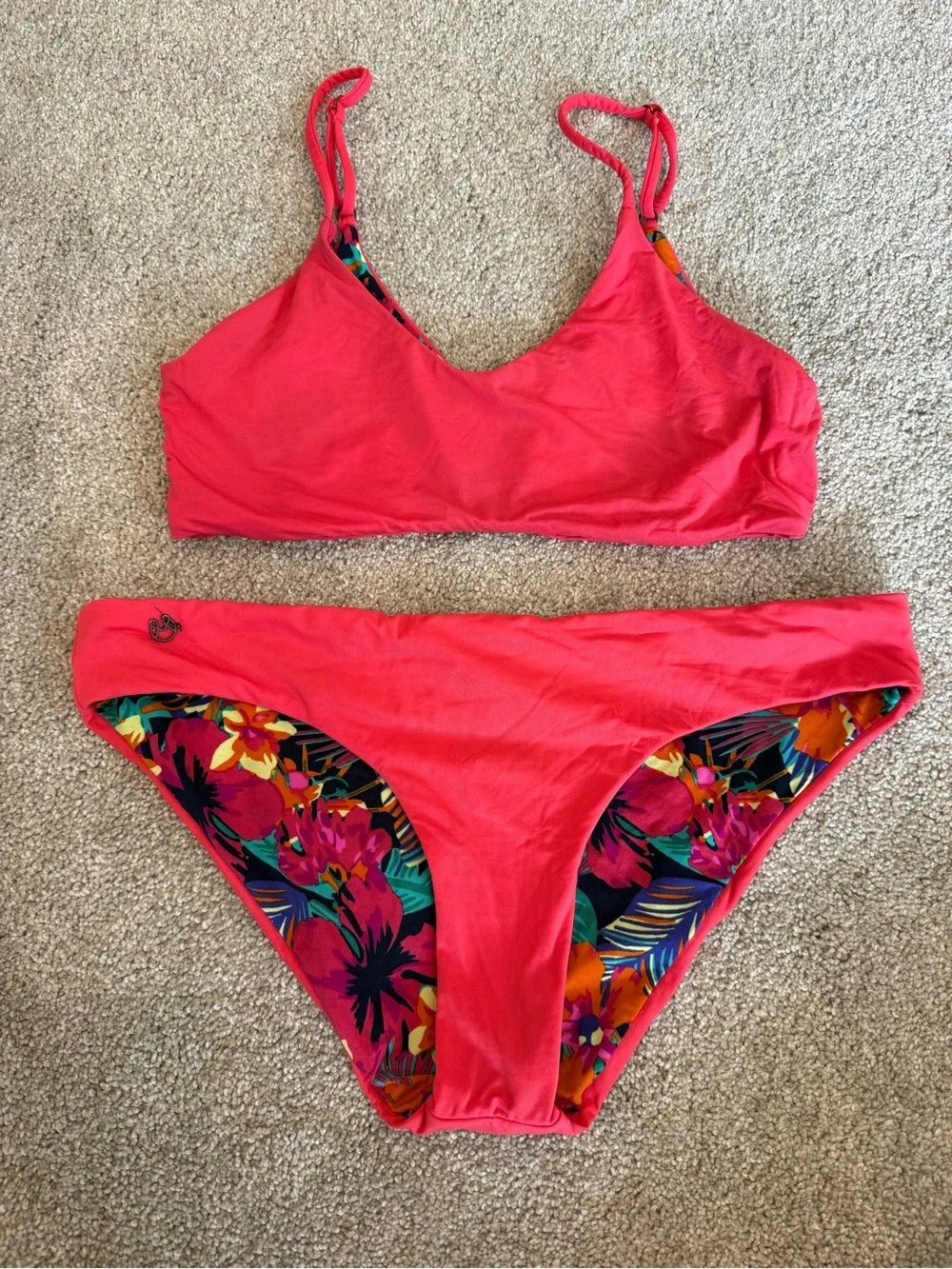 Mare Cheia Reversible Tropical Floral Bikini Set Coral Pink Women’s S/M Est